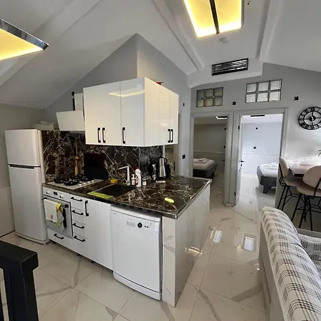 Appartamento Center 2plus1 For 6 People - Citak Mansions *