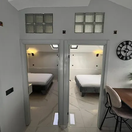 Lägenhet Center 2plus1 For 6 People - Citak Mansions *