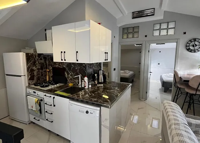 Daire Center 2plus1 For 6 People - Citak Mansions *